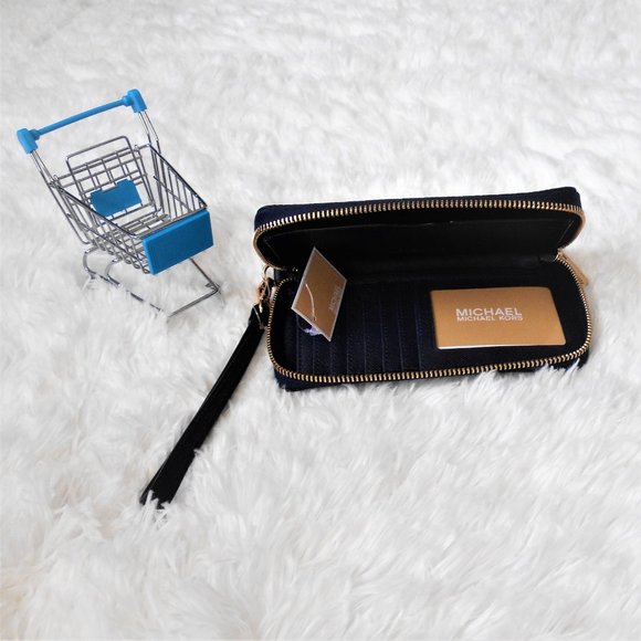 Michael Kors Large MF Phone Case Navy - Picture 7 of 13